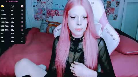 succubus_leslie online show from April 14, 7:14 pm