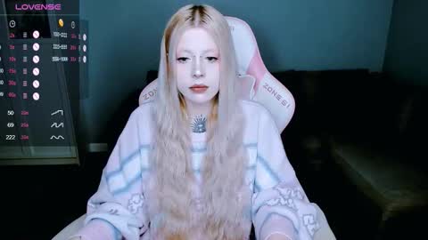 succubus_leslie online show from September 23, 12:31 am
