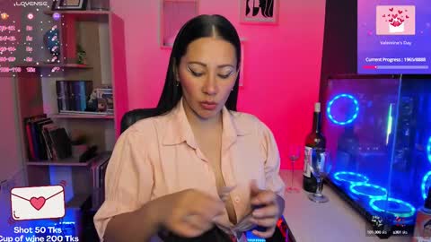 Andrea online show from February 16, 5:37 pm