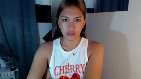 Snapshot of sugar_chloe17 chatting on March 2, 9:19 pm sugar_chloe17 online show from March 2, 9:19 pm