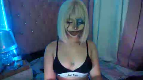 Snapshot of sugar_hally chatting on November 1, 12:59 am your ultimate goddess online show from November 1, 12:59 am