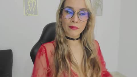 sugar_milff online show from November 24, 1:46 pm