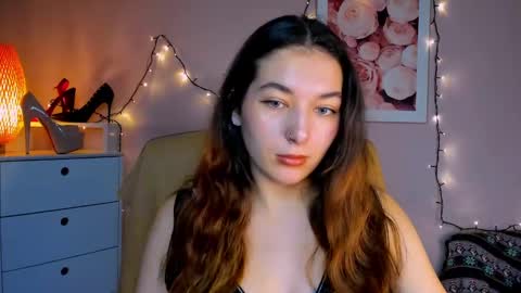 Megan online show from December 11, 2:33 pm