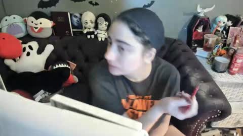 Sugary online show from November 12, 7:45 pm