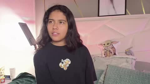 SUKI online show from January 10, 11:59 am