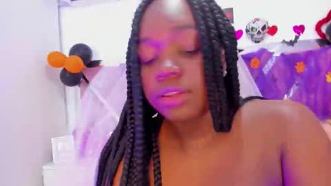 Hot ebony online show from October 31, 9:41 pm