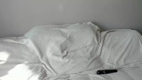 summer_berry online show from October 22, 6:29 am