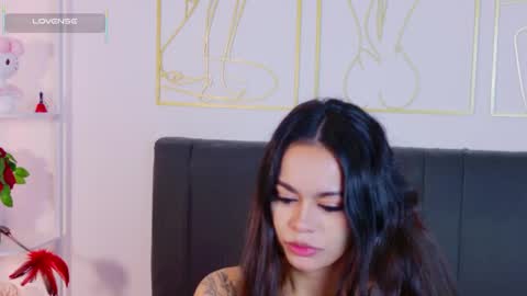 OnlyFans summer holiday online show from April 12, 9:12 am