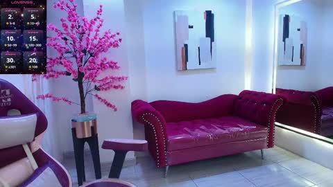 summer_miller online show from October 4, 11:27 am