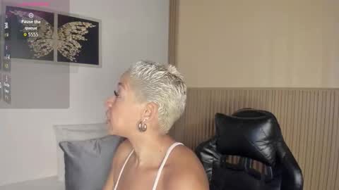 Summer online show from February 13, 11:45 am