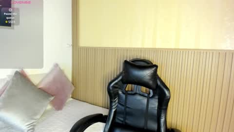 Snapshot of summer_night_ chatting on October 9, 11:58 am Summer online show from October 9, 11:58 am