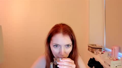 Summer Preston online show from December 18, 10:19 am