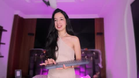 Summer Rouge online show from October 27, 11:39 am