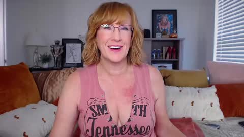 SummerKnightzzz online show from October 11, 3:15 pm