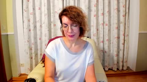 summerliza online show from January 8, 6:20 pm