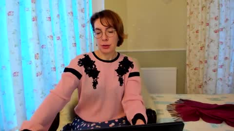 summerliza online show from January 13, 7:11 am