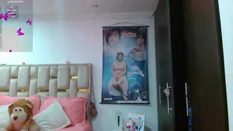 Snapshot of sunflower_dance chatting on September 19, 11:26 pm Jeraldine online show from September 19, 11:26 pm