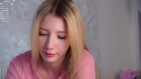 Lily online show from April 16, 8:08 pm