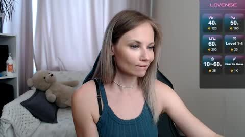 Naomi online show from May 28, 6:44 am