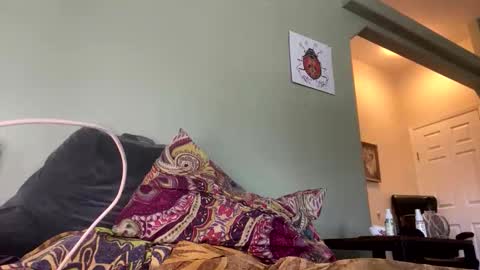 Snapshot of sunny_clementine chatting on October 29, 7:38 pm Sunny Clementine online show from October 29, 7:38 pm