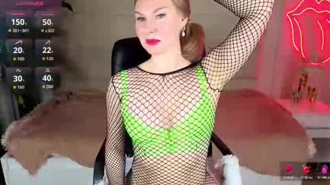 sunny_nicoleee online show from March 22, 1:33 am