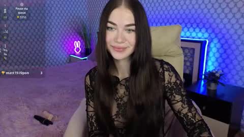 S U N N Y online show from October 25, 3:52 pm