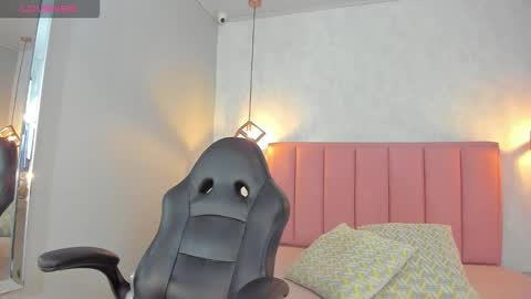  S U N N Y online show from March 10, 12:53 pm