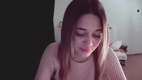 Snapshot of sunnygirlnicole chatting on March 1, 6:21 pm SunnyGirlNicole online show from March 1, 6:21 pm