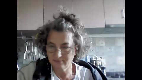 sunnylarrah11 online show from September 14, 3:32 pm
