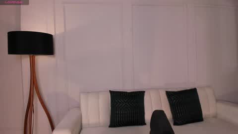 Sunny Rivers online show from December 23, 6:37 pm