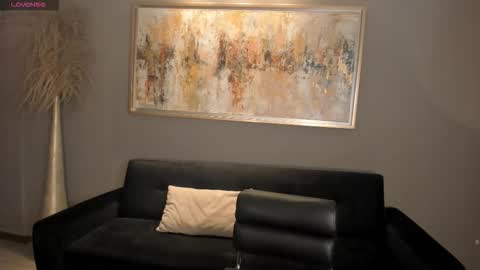 Sunny Rivers online show from December 17, 4:44 pm