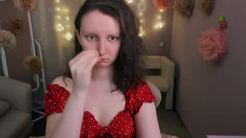 Alice online show from April 11, 1:15 pm