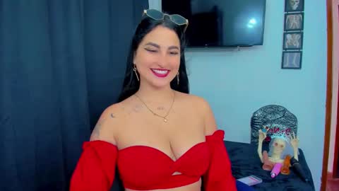 Andrea Rodriguez online show from October 18, 7:37 pm