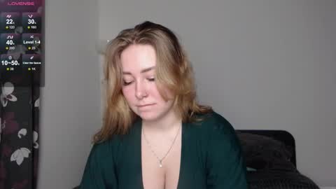 Beatrice online show from March 5, 9:39 pm
