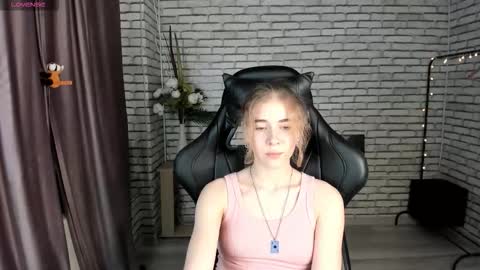 anna online show from September 29, 1:38 pm