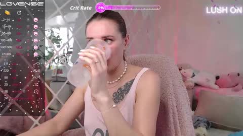 Snapshot of superhotgirlhere chatting on October 5, 2:38 am Sweet Anna online show from October 5, 2:38 am