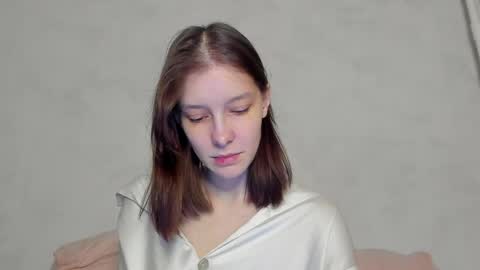 Una online show from April 23, 10:12 pm