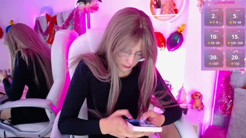 Susan online show from December 22, 12:27 pm