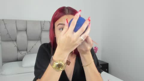 Susan online show from December 9, 8:12 pm