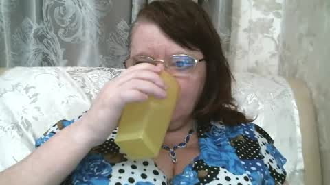 SusanaAhSun online show from August 5, 12:00 pm