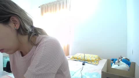 Snapshot of susanaduncann chatting on March 1, 9:15 pm Susana online show from March 1, 9:15 pm