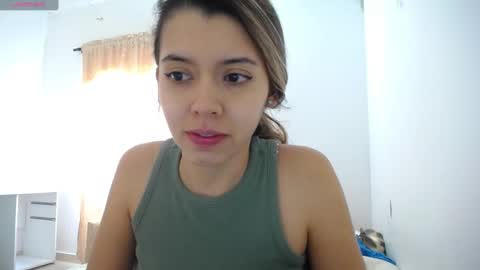 Snapshot of susanaduncann chatting on January 5, 3:23 pm Susana online show from January 5, 3:23 pm