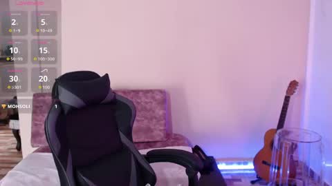 Susana hendrix    online show from March 23, 6:36 pm