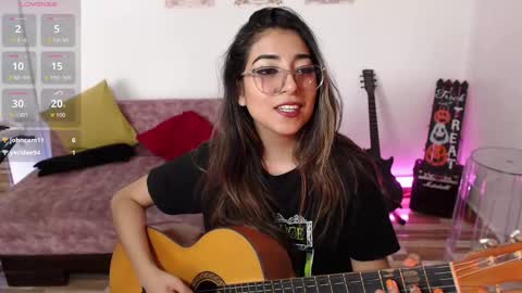 Snapshot of susanahendrix chatting on November 1, 7:07 pm Susana hendrix online show from November 1, 7:07 pm