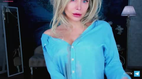 InaraSerra online show from April 8, 7:16 pm