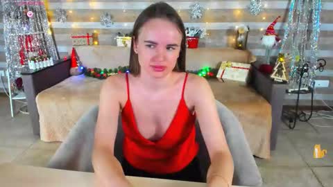 susansmitt online show from December 4, 11:59 pm