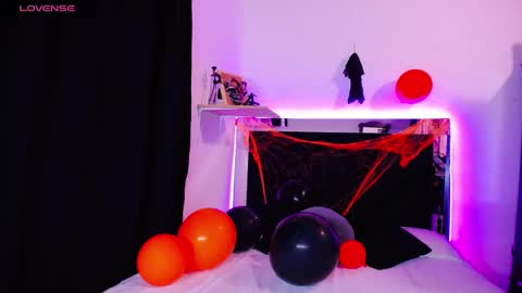 Snapshot of susanyrosa chatting on October 21, 1:20 am Susanyrosa online show from October 21, 1:20 am