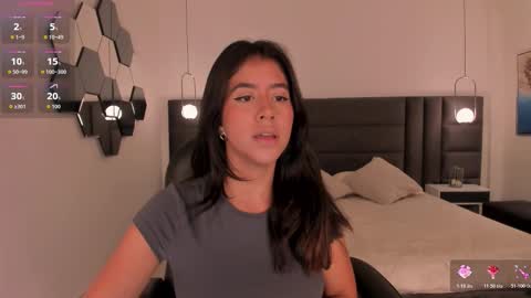 Snapshot of sussanelliot chatting on October 21, 9:57 am Sussan online show from October 21, 9:57 am