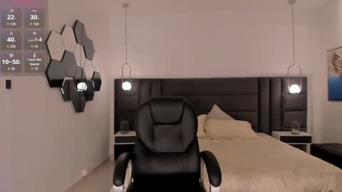 Snapshot of sussanelliot chatting on October 25, 11:29 am Sussan online show from October 25, 11:29 am