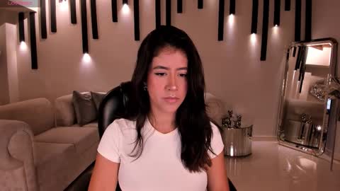 Snapshot of sussanelliot chatting on September 18, 9:52 am Sussan online show from September 18, 9:52 am